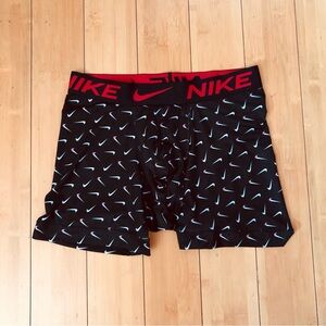 SMALL NIKE COMPRESSION TRUNKS